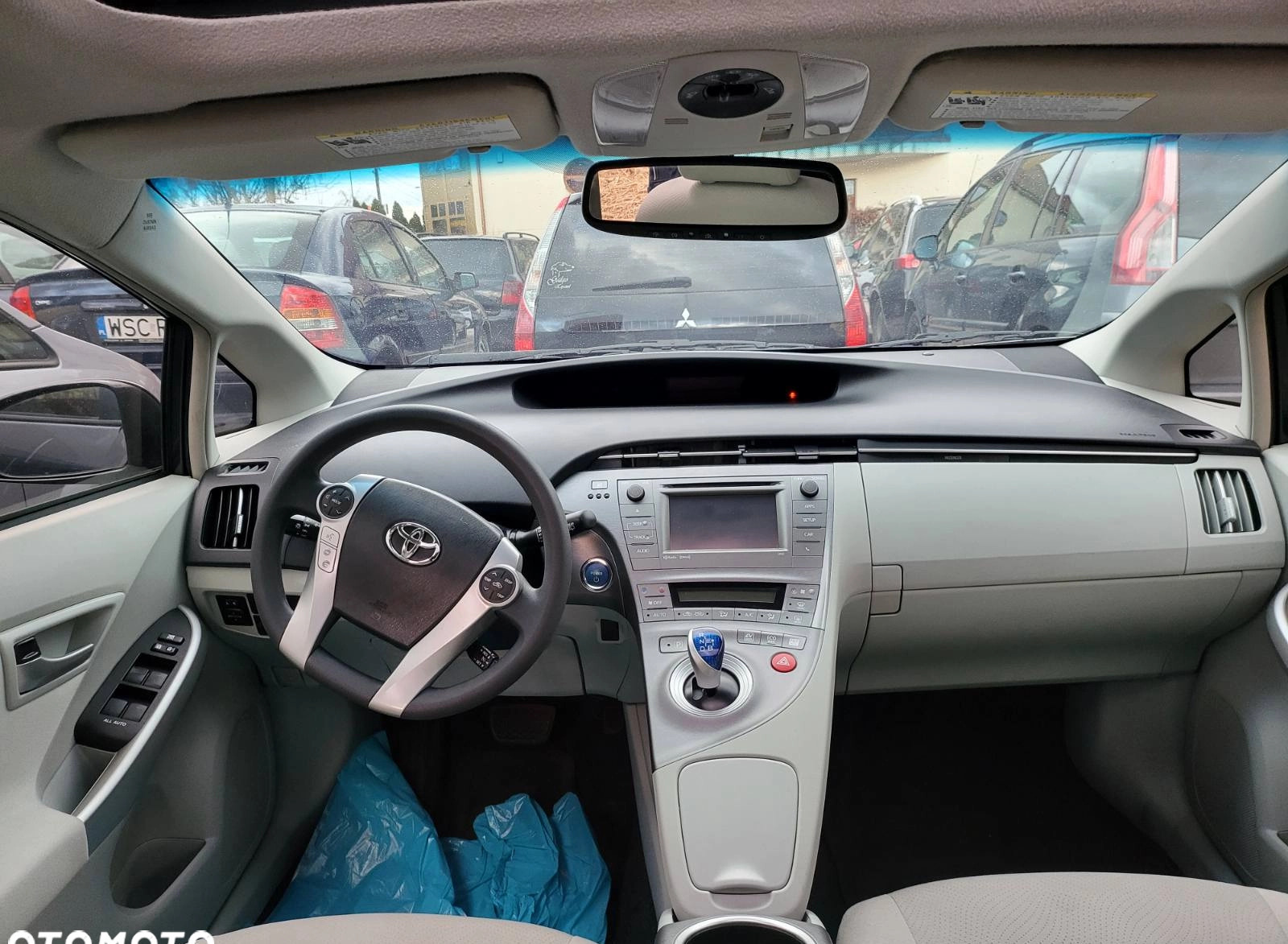 Toyota Prius cena 45000 przebieg: 170000, rok produkcji 2014 z Pruszków małe 37